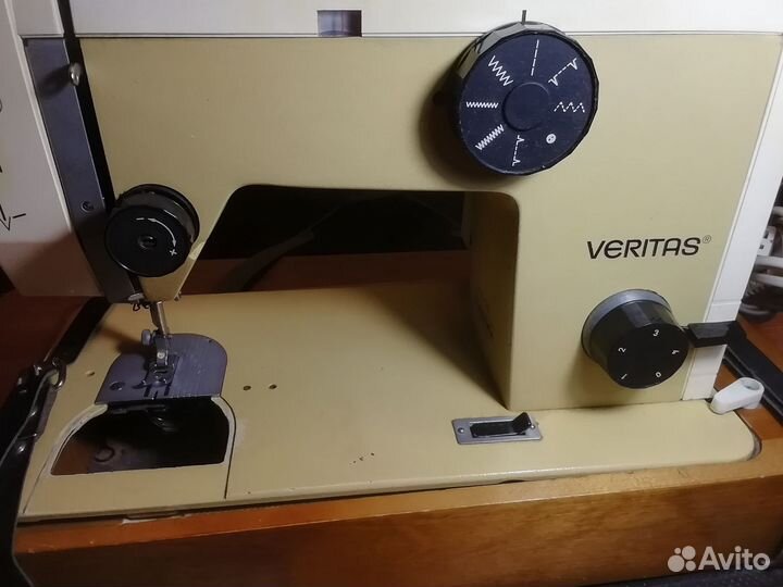Швейная машина Veritas