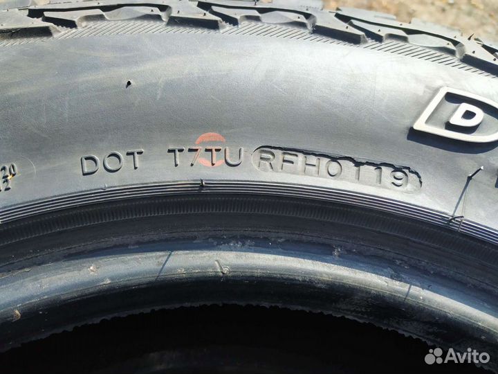 Hankook DynaPro ATM RF10 215/75 R15