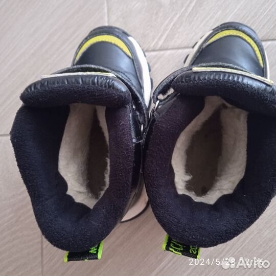 Кроссовки зимние детские