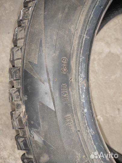 Pirelli Ice Zero 2 205/55 R16