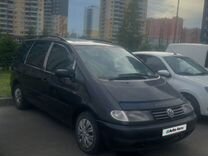 Volkswagen Sharan 2.0 MT, 1999, 333 333 км, с пробегом, цена 185 000 руб.
