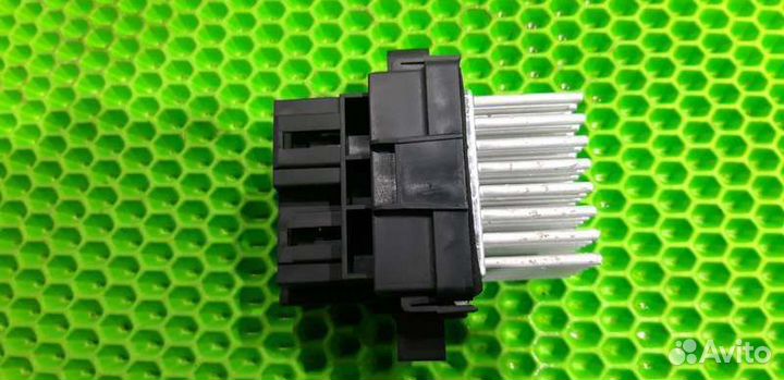 Резистор отопителя Chevrolet Cruze J300