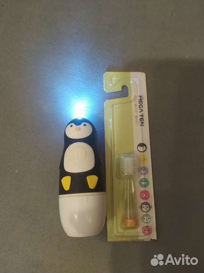 Электрическая зубная щетка детская