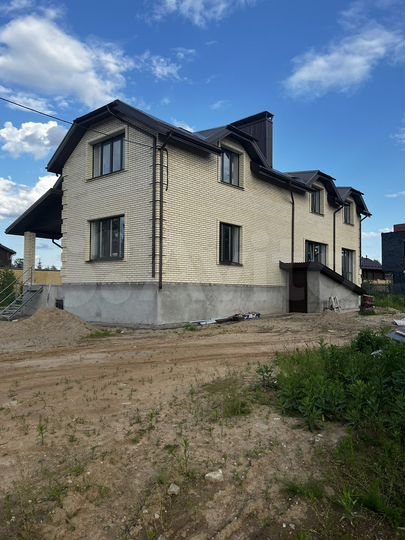 Коттедж 600 м² на участке 17 сот.