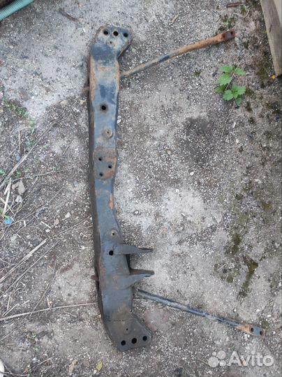 Передняя балка Ровер 600