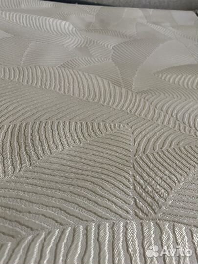 Обои флизелиновые