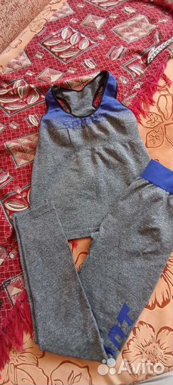 Костюм для фитнеса новый