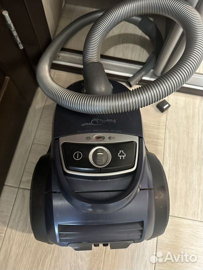 Пылесос Philips бу