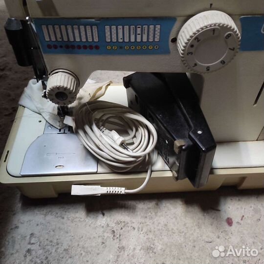 Швейная машина Veritas rubina