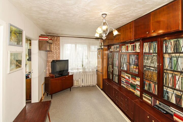 4-к. квартира, 61,8 м², 2/5 эт.