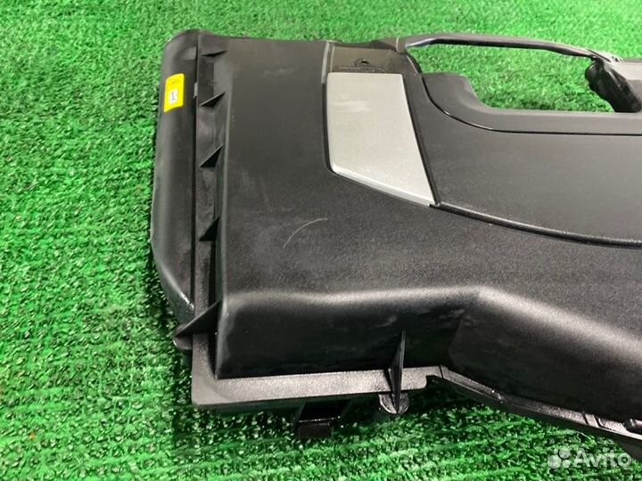 Корпус воздушного фильтра Mercedes-benz Gl-class