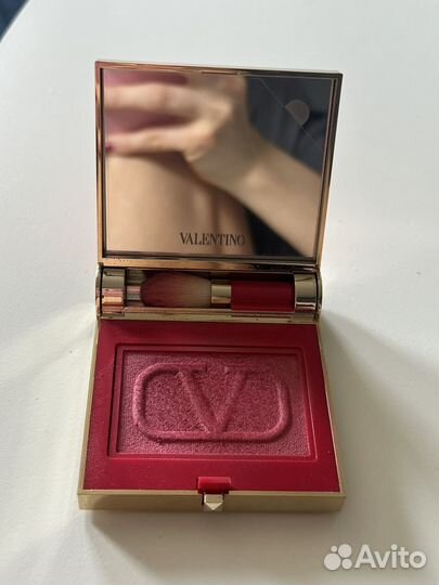Valentino румяна