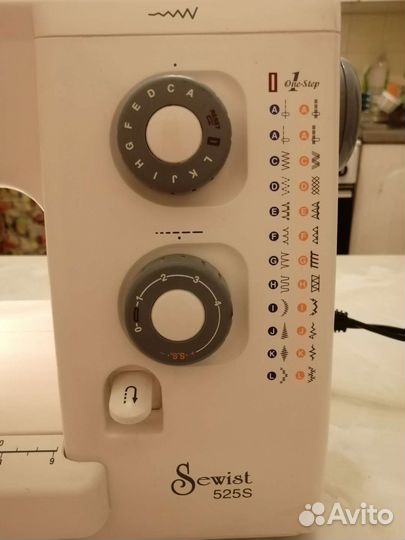 Продаётся швейная машинка Джаноме