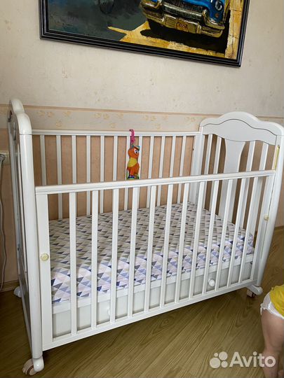 Детская кроватка с комодом Гандылян