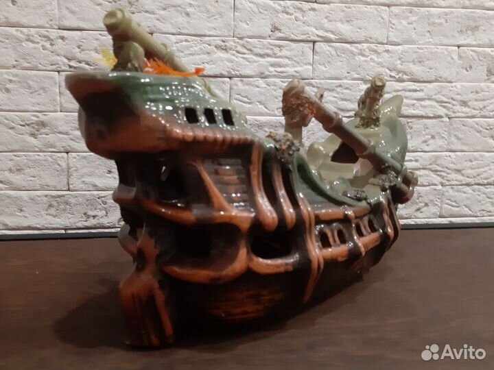 Декор в аквариум-Затонувший корабль