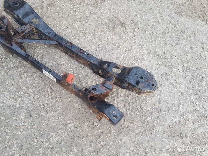 Подрамник задний ford C-MAX