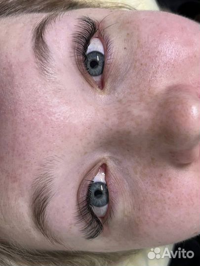 Наращивание ресниц модель