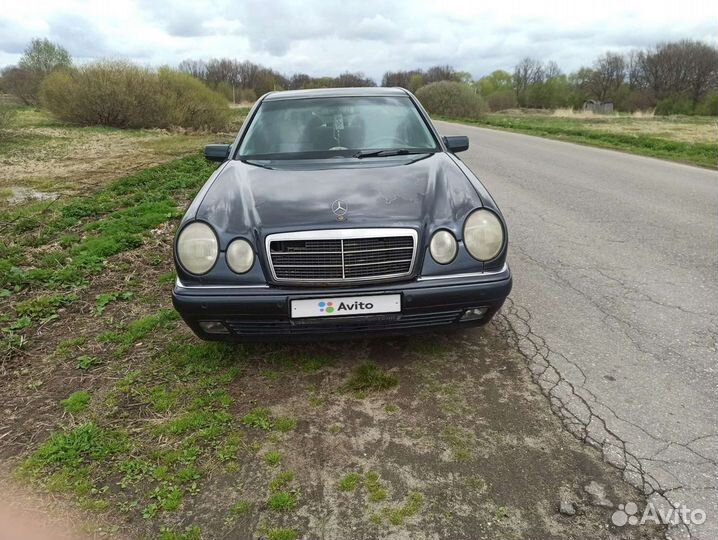 Mercedes-Benz E-класс 2.4 AT, 1998, 260 000 км
