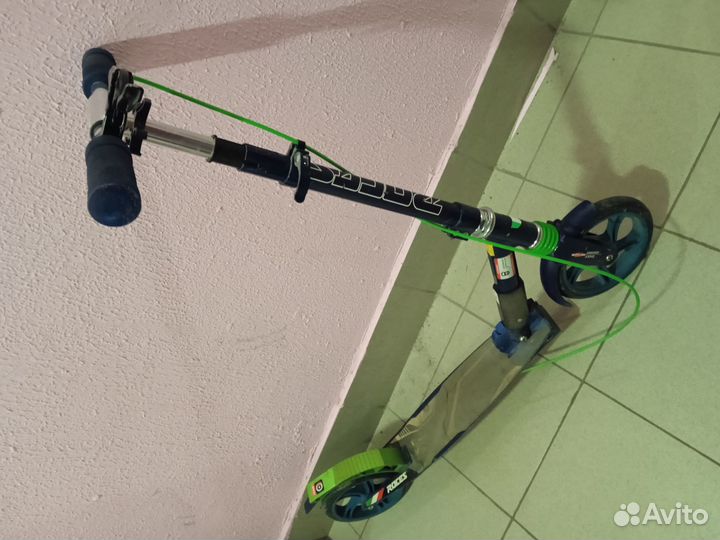 Складной самокат Roces 200