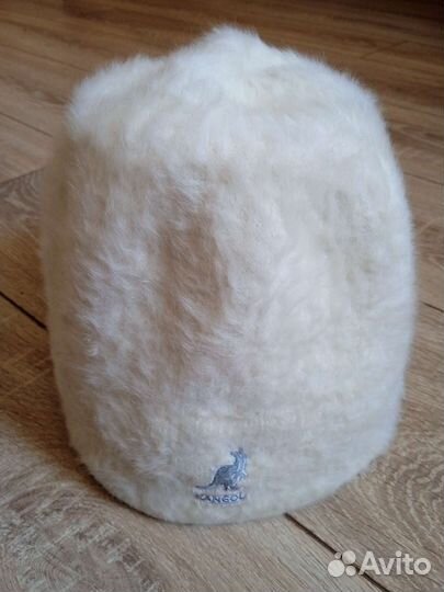 Шапка из ангорки cangol
