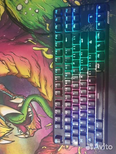 Игровая механическая клавиатура