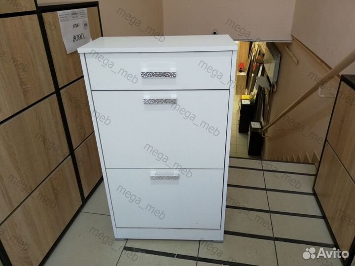 Обувница / закрытая / с ящиком