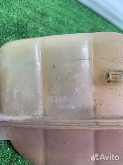 Бачок расширительный Opel Vectra седан Z18XE 2005