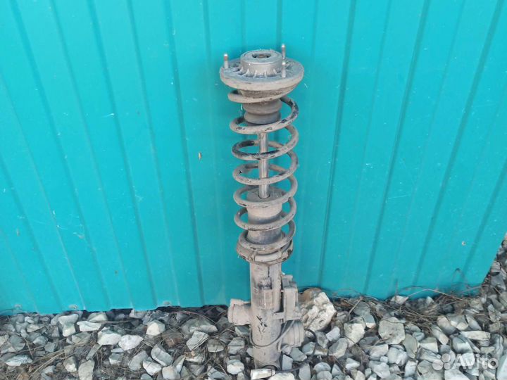 Задняя стойка правая xDrive BMW F10\11