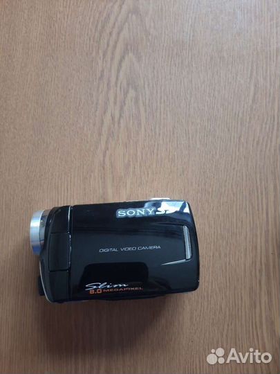 Видеокамера sony Slim 8.0