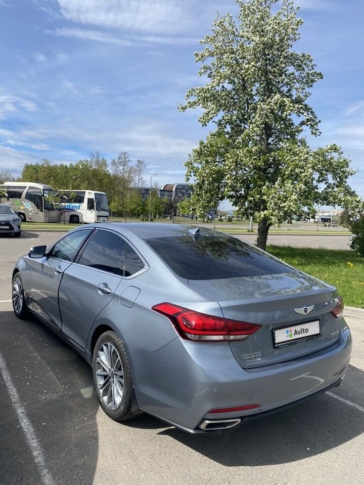 Hyundai Genesis: фото владельца