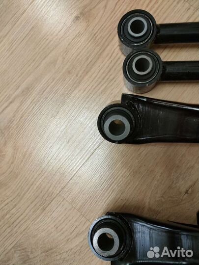 Рычаги и сайлентблоки задние,новые,Киа Кларус