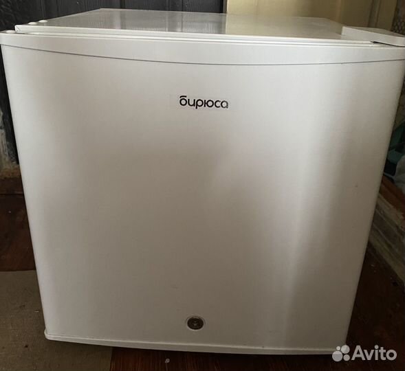 Холодильник маленький