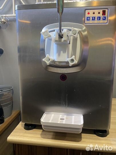 Фризер для мягкого мороженного