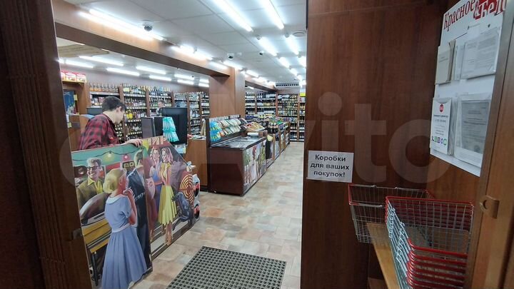 Здание, 1200 м²