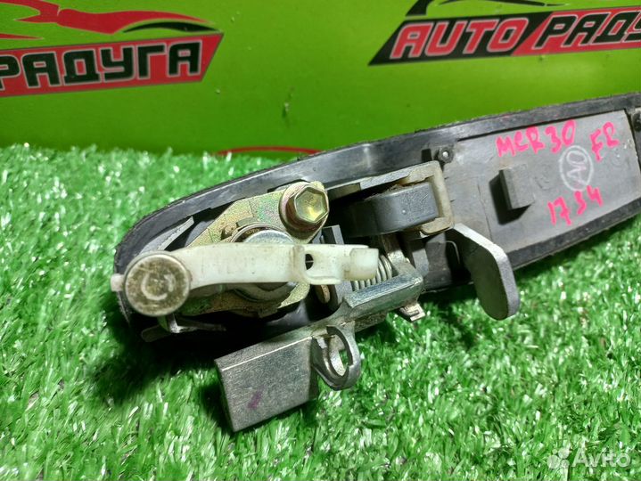 Ручка двери внешняя toyota ACR30W,ACR40W,AHR10W,MC