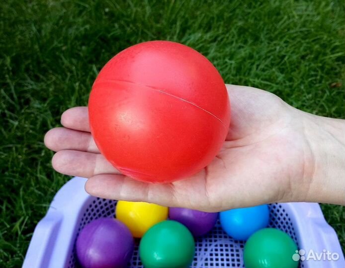 Кубики, шары и игрушки для игр на воде