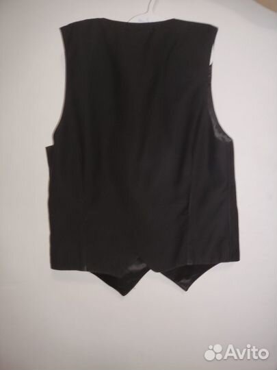 Жилетка для мальчика школьная