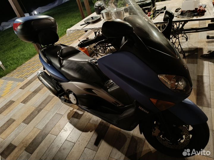 Yamaha tmax