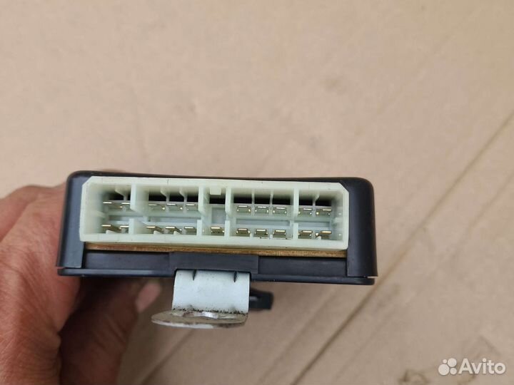 Блок управления центральным замком Kia Sportage 1