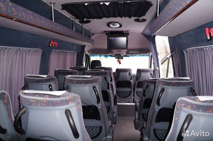 Аренда микроватобуса Мерседес люкс 18 мест