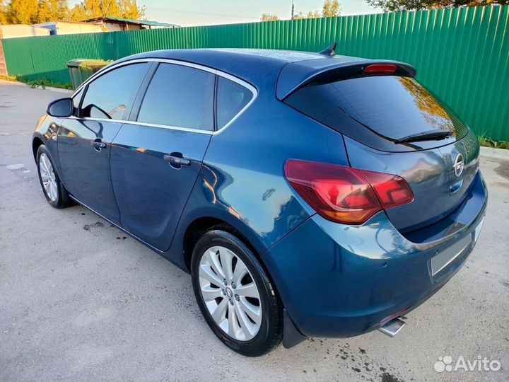 Opel Astra 1.4 AT, 2011, 179 000 км