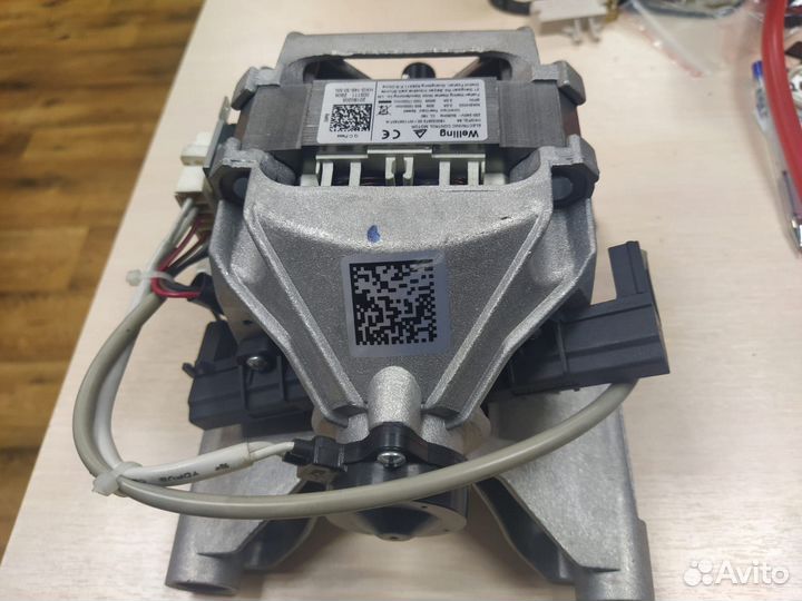 Двигатель стиральной машины Indesit iwsb 5085