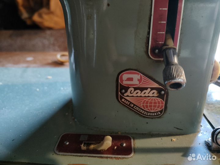 Швейная машина LADA Чехословакия