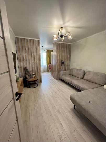 2-к. квартира, 76 м², 2/5 эт.