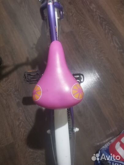 Детский велосипед 4-х колёсный