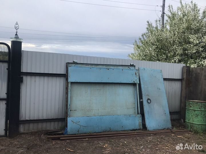 Железные ворота