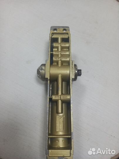 Доводчики дверей