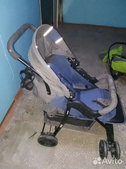 Прогулочная коляска yoya