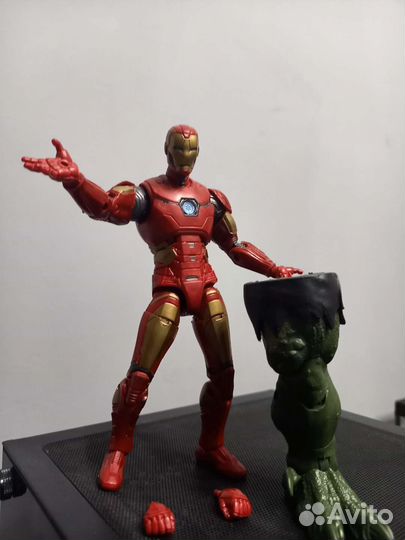 Marvel legends iron man