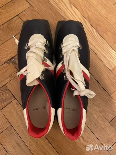 Лыжные ботинки советские